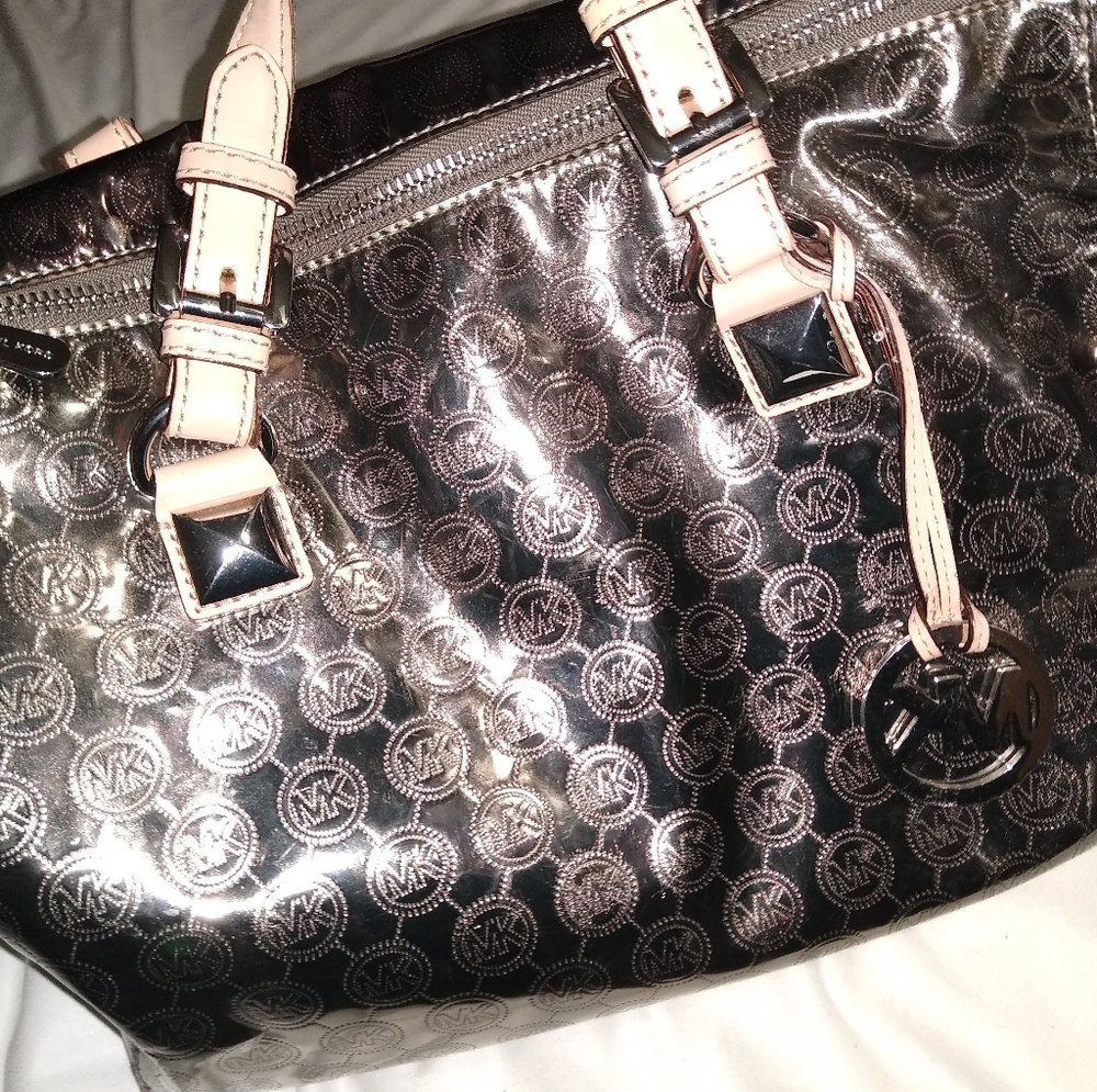 Mk purse